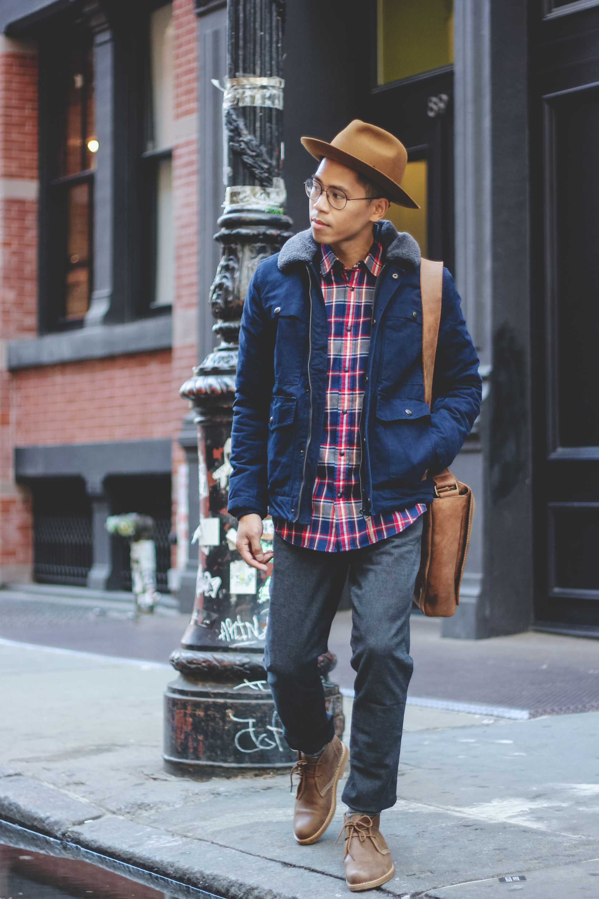 how to wear plaid for men