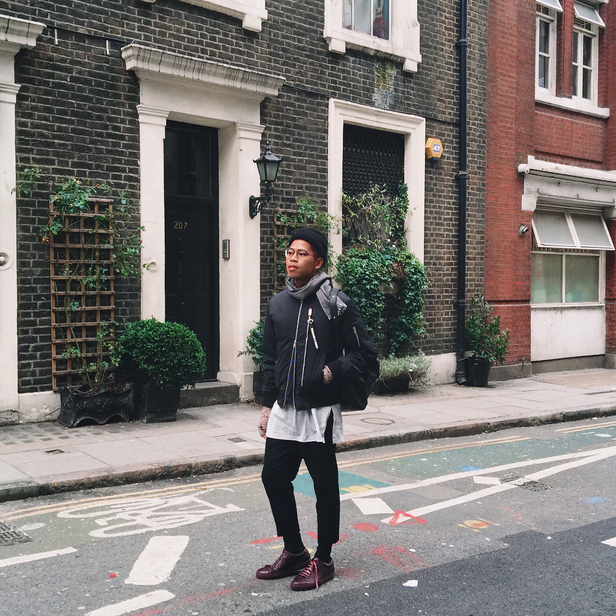 h1shoes london street style