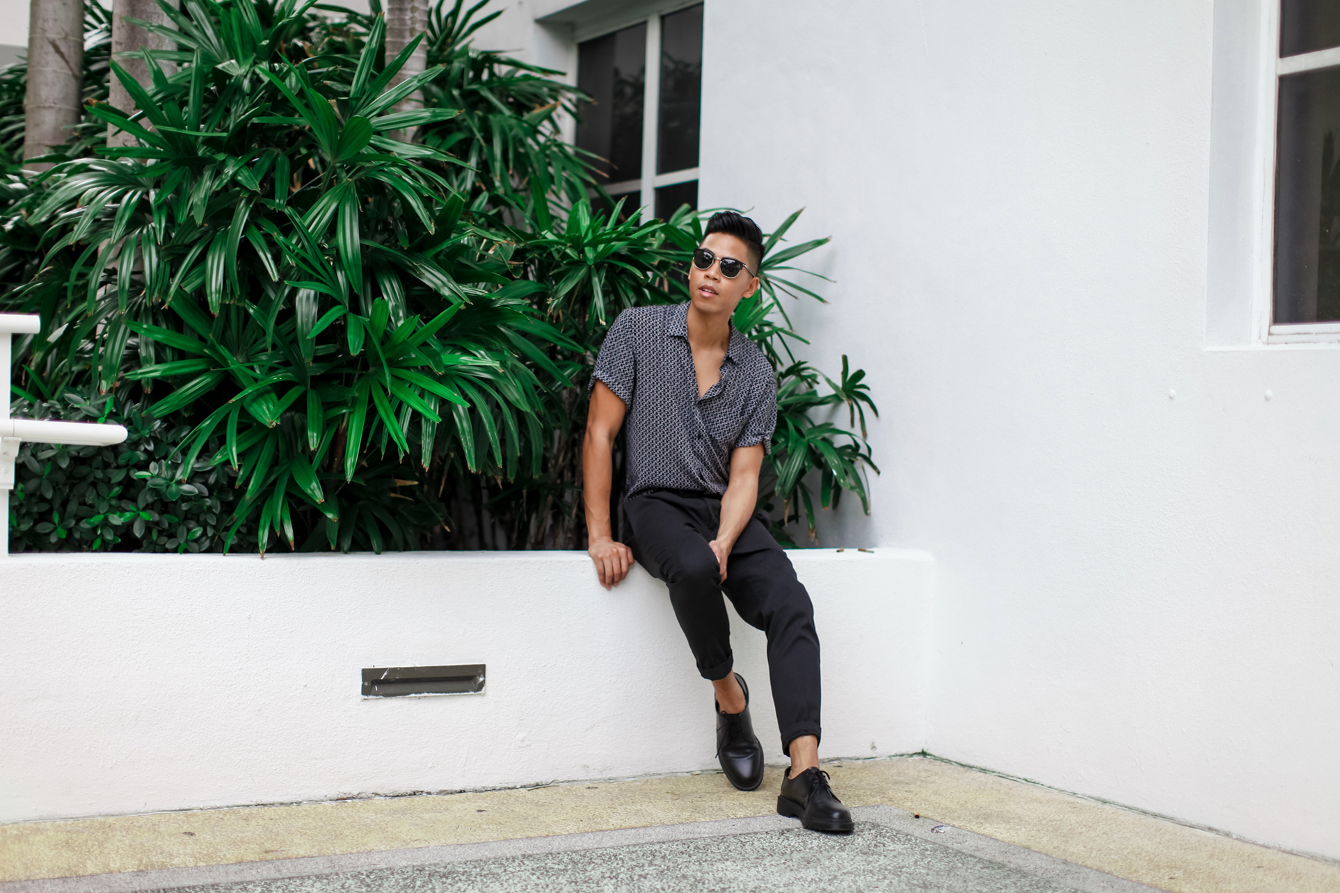 how to wear all black in the summer