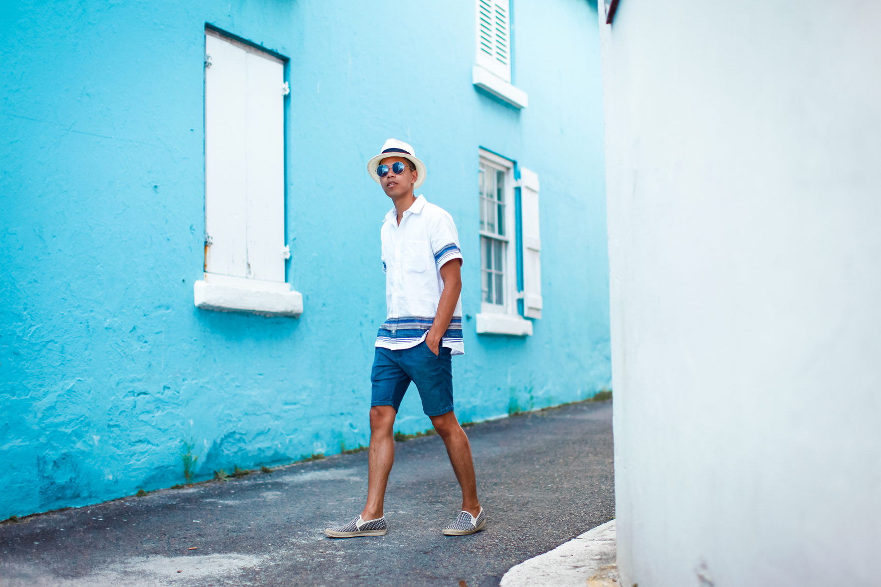 what to wear on vacation men