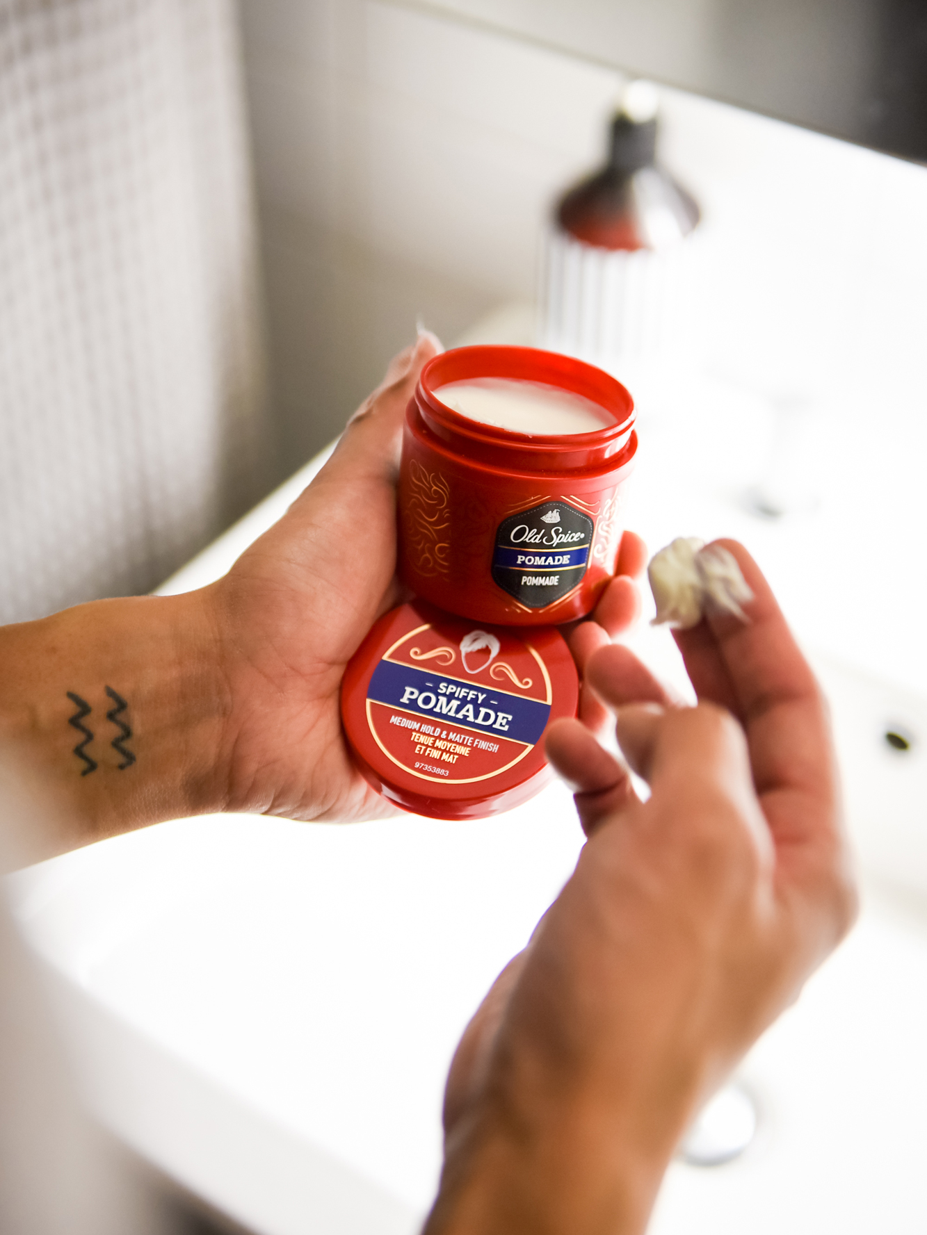 how to style a pompadour with old spice