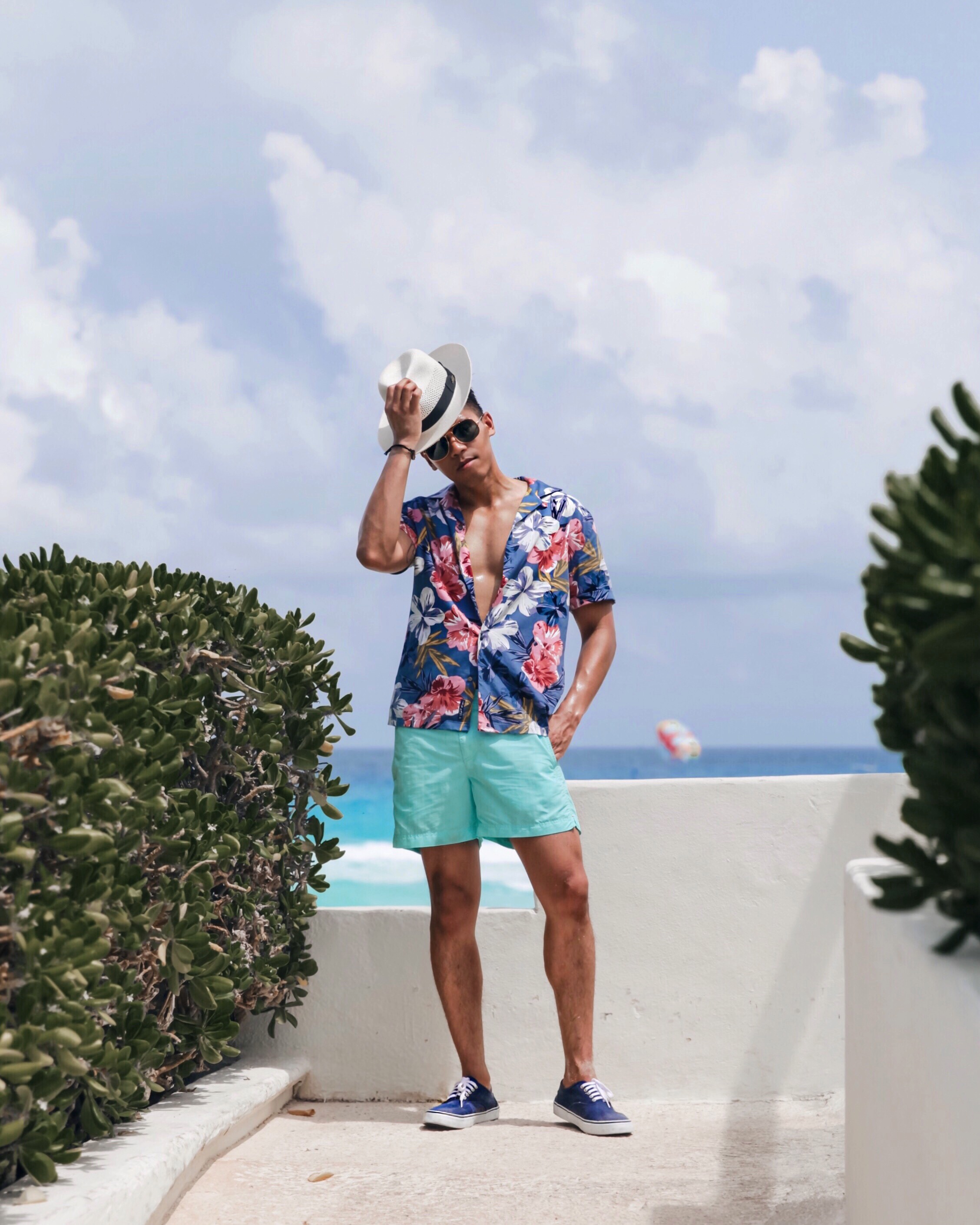 what to wear to the beach for guys