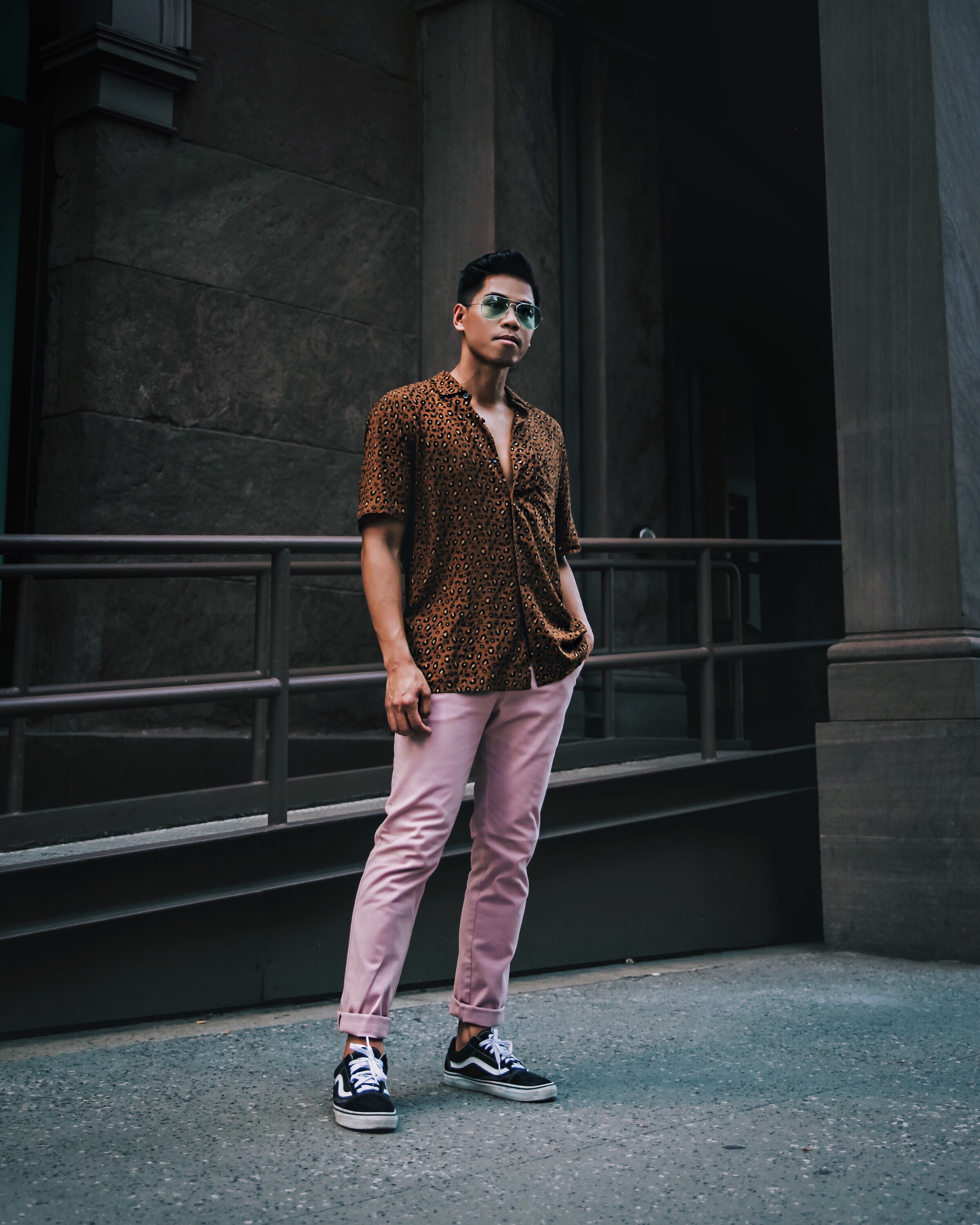 how to wear mens leopard print shirt guys street style bloger