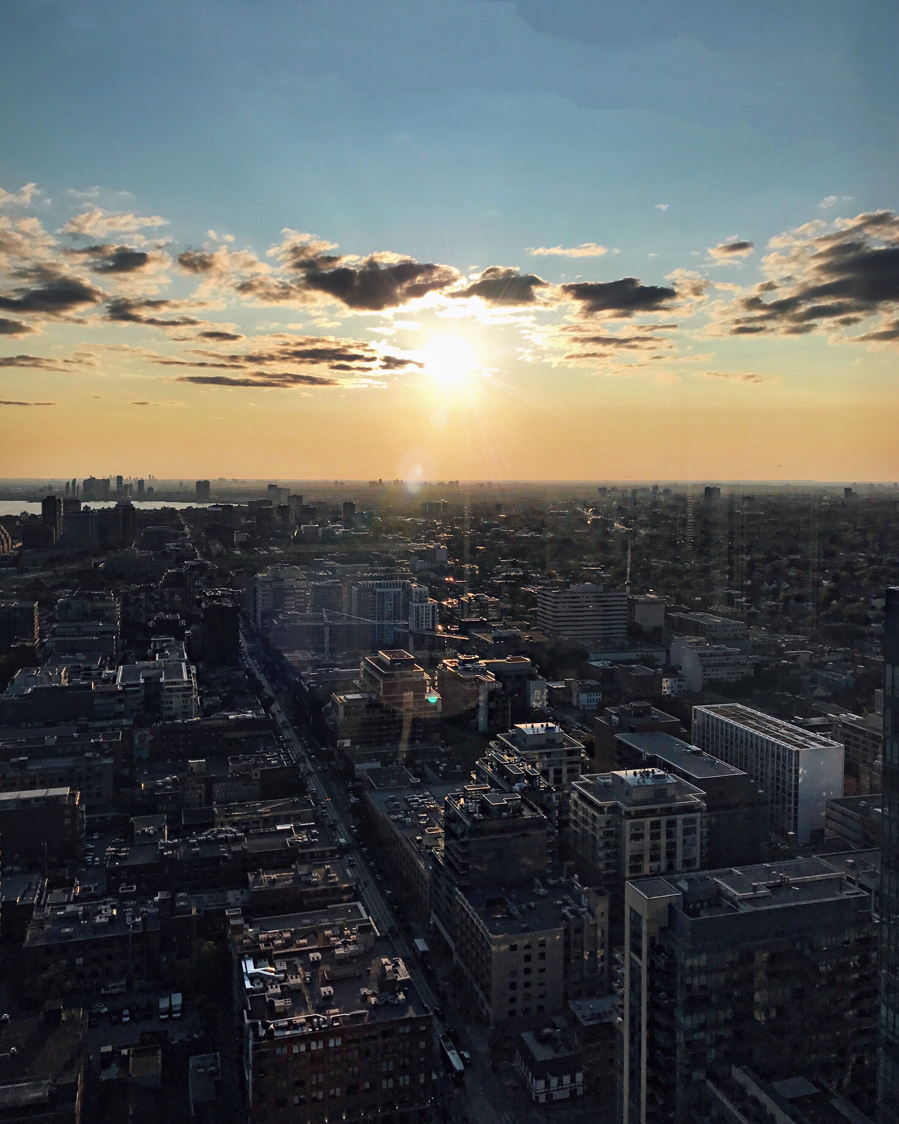 toronto skyline view from bisha hotel