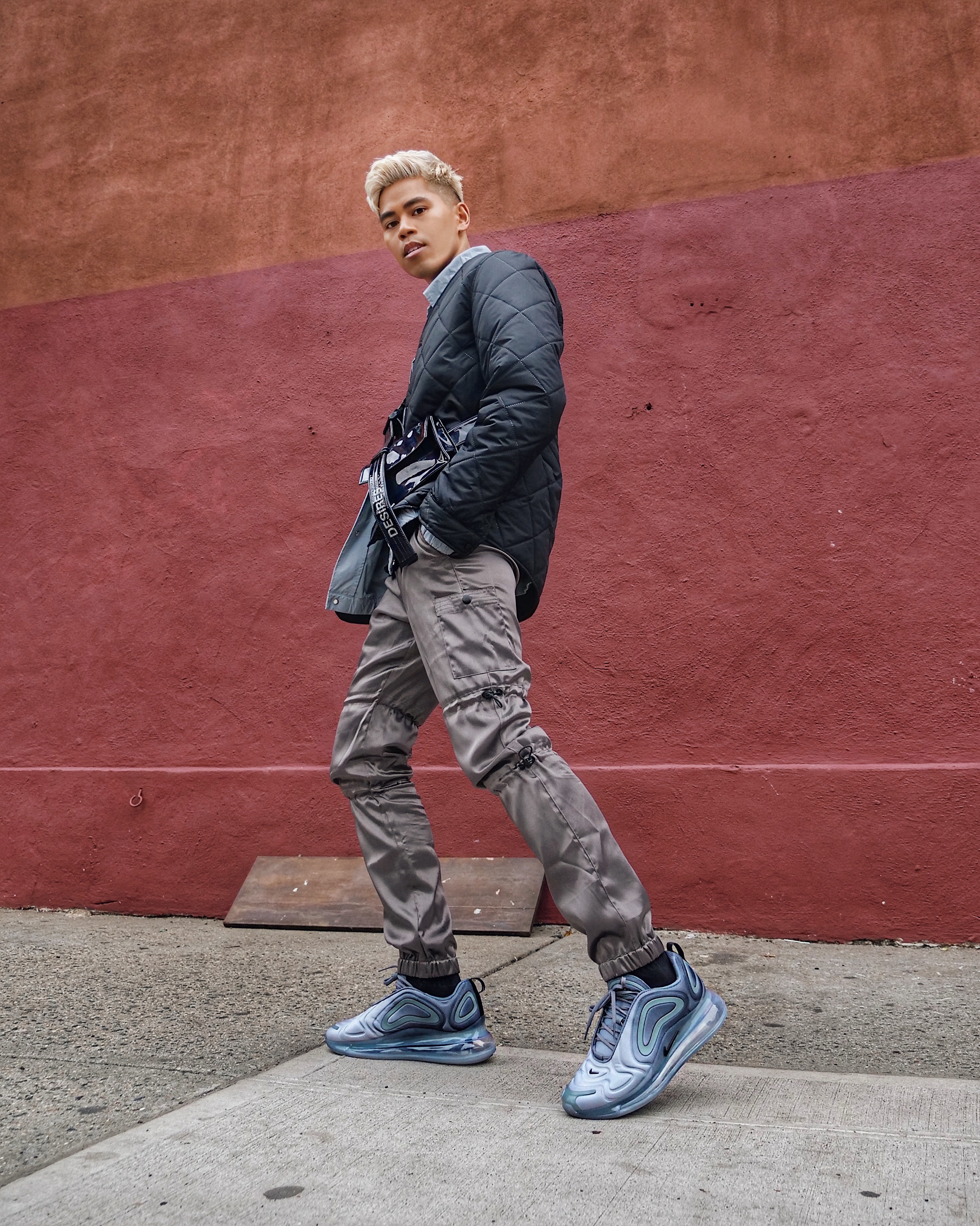 air max 720 cool grey on feet