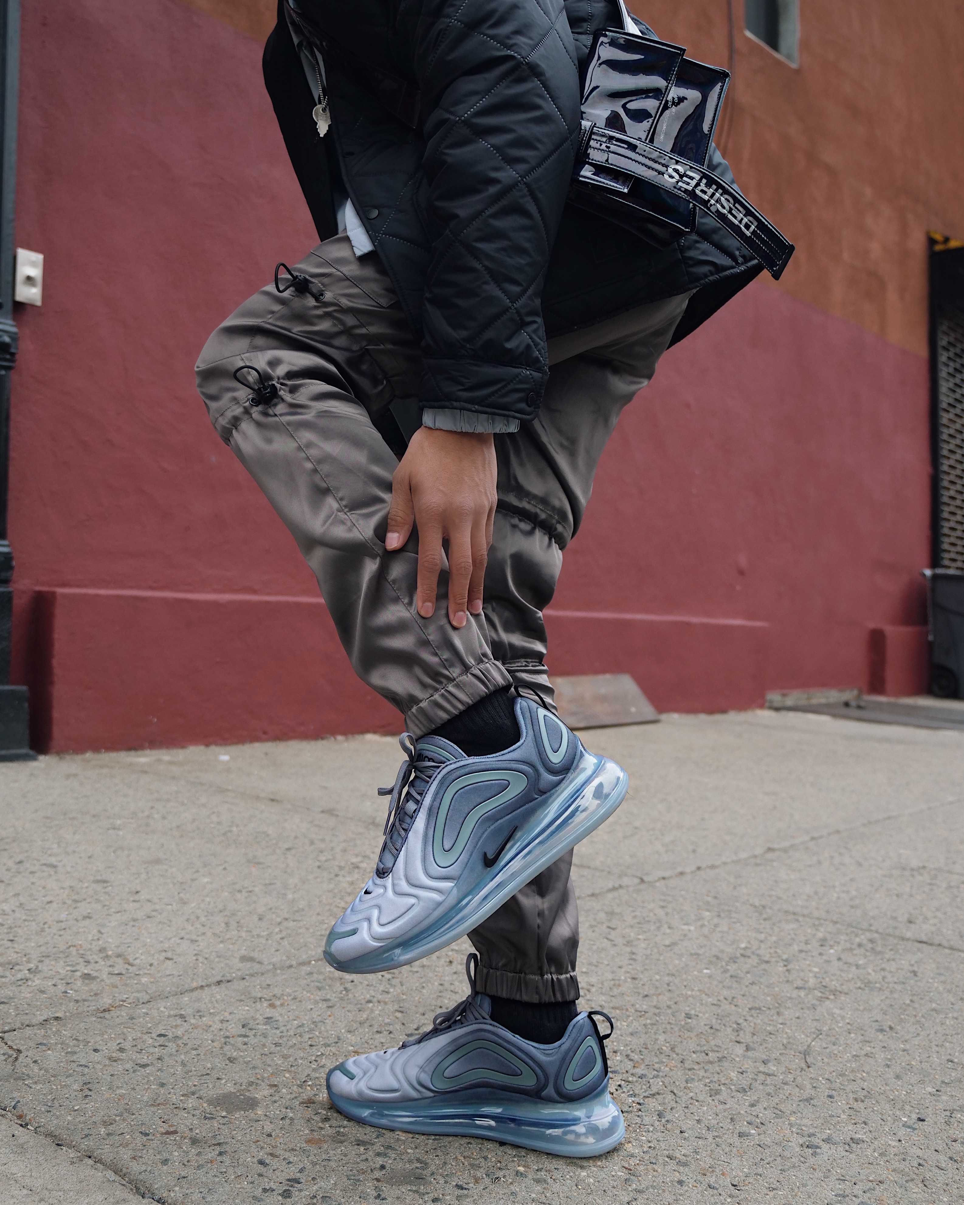 Nike air max 720 on sale outfit